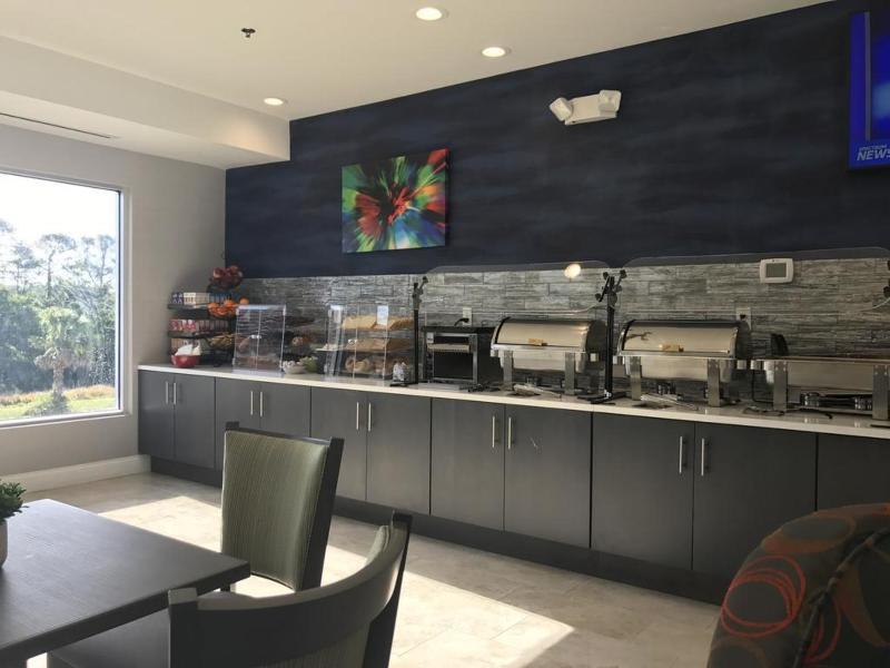 Hawthorn Suites By Wyndham Kissimmee Gateway Экстерьер фото